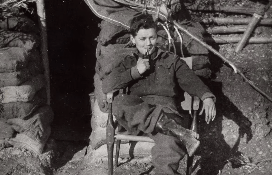 <p>Young Farley Mowat in uniform. (Mowat family collection)</p>
